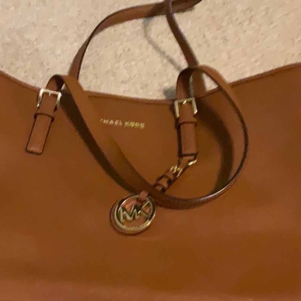 Michael Kors shoulder laptop Tote Bag. Acorn Brown